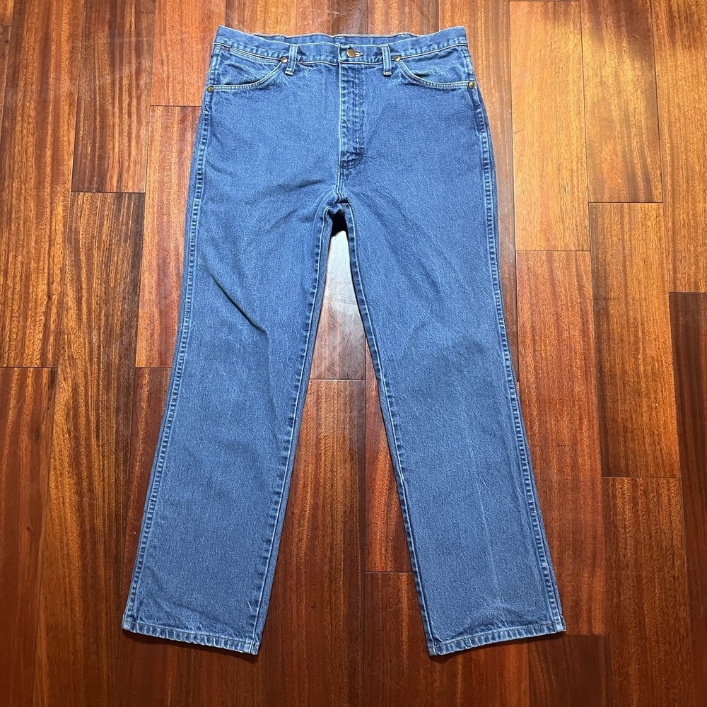 Vintage Wrangler Jeans Men 36x30 936DEN Cowboy Cut Made in USA Blue Denim Y2k